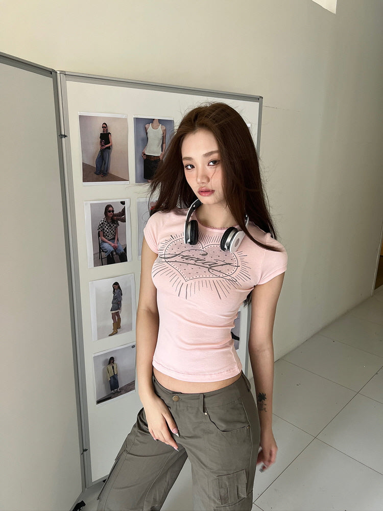 Sweet Heart Retro Baby Pink Slim T-Shirt