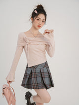 Rosette Off-Shoulder Flare Knit Top