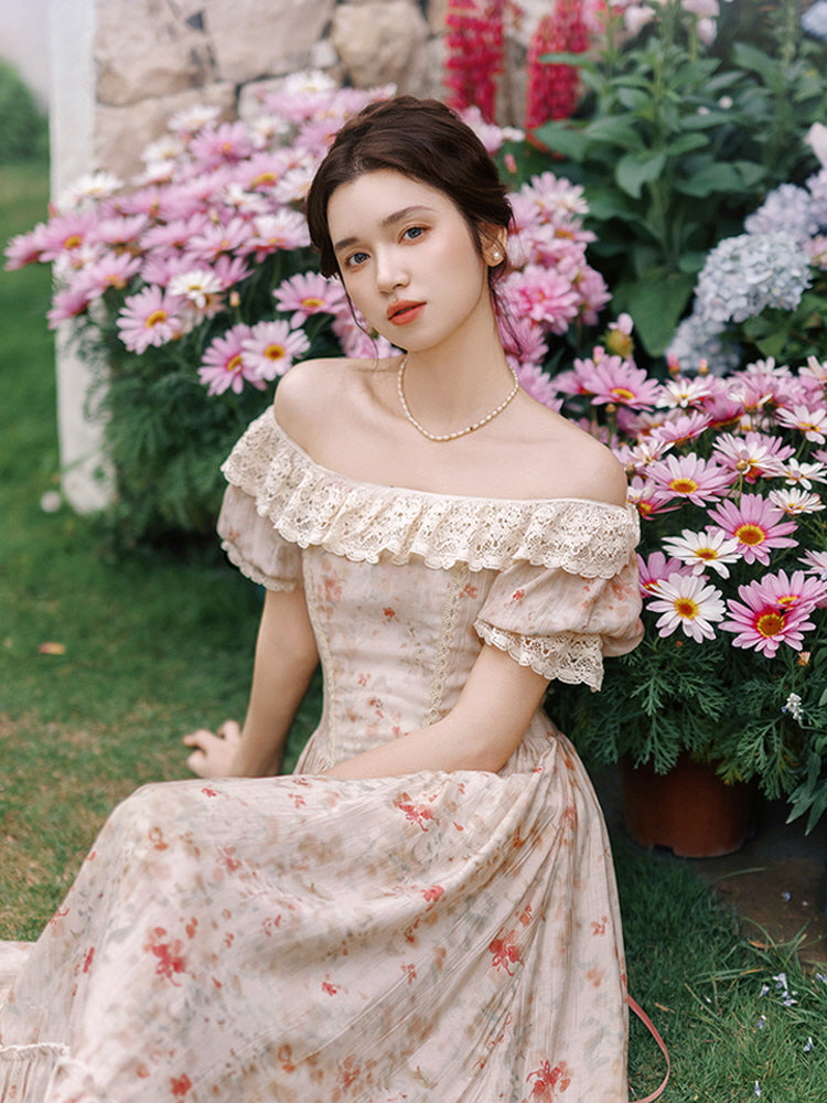 Whispers of Mona Garden