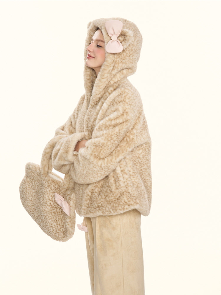 Milky Leopard Cloud Jacket