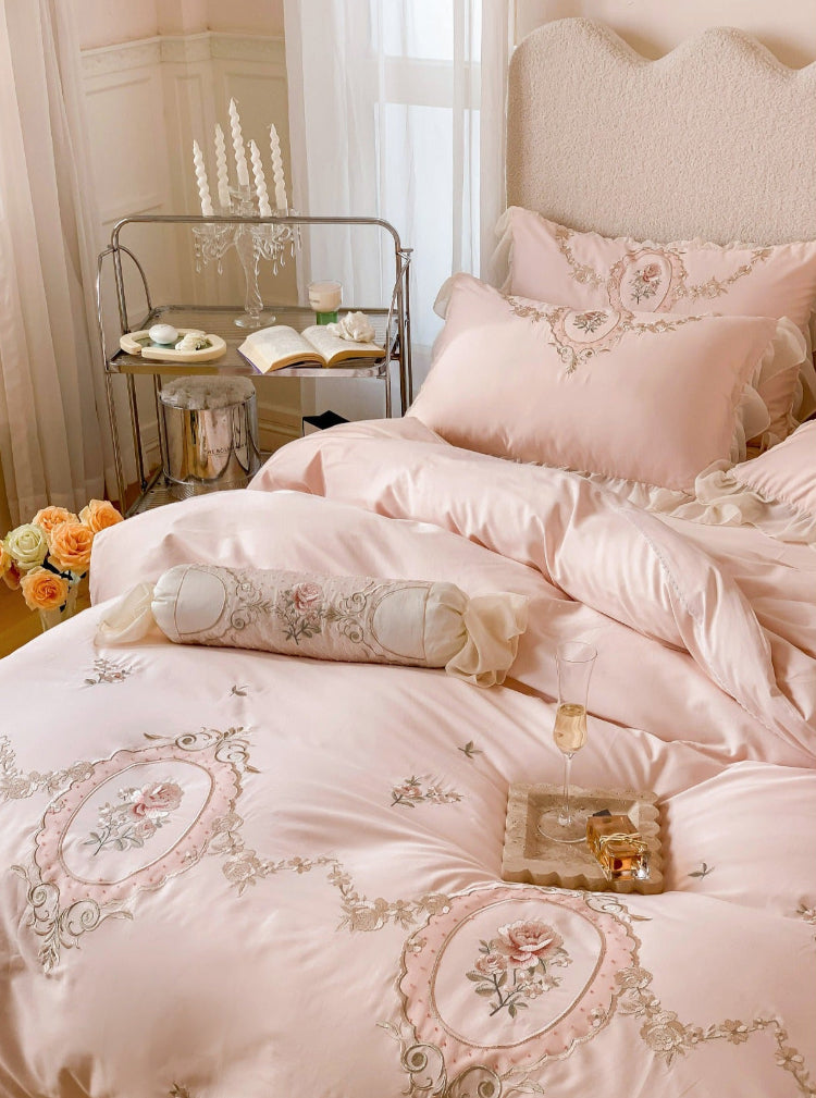 Rosy Manor Lace Bedding Set