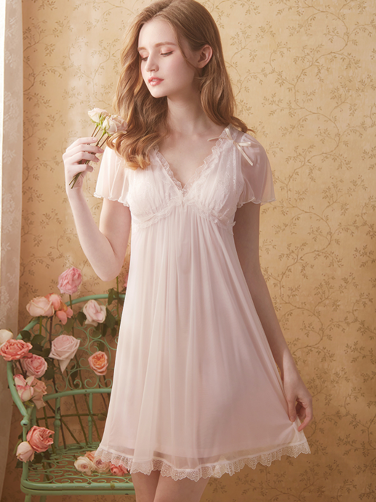 Dream Petal V-Lace Nightdress