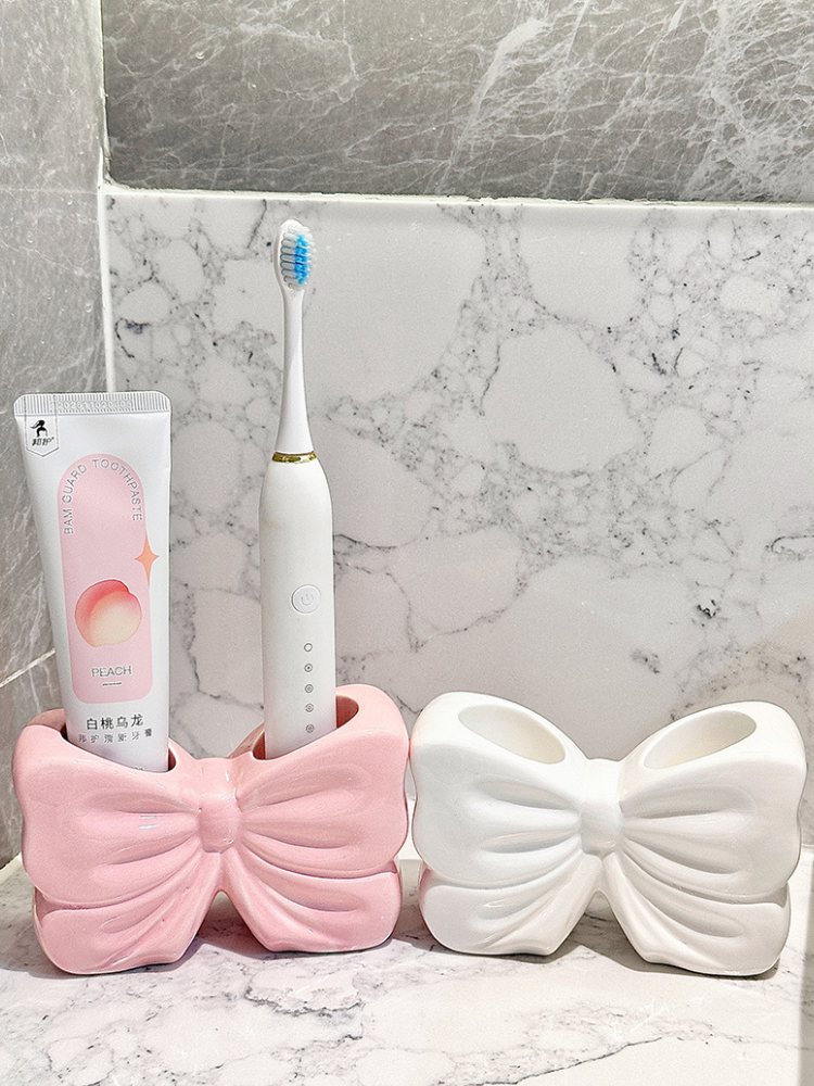 Bow Elegance Ceramic Toothbrush Holder