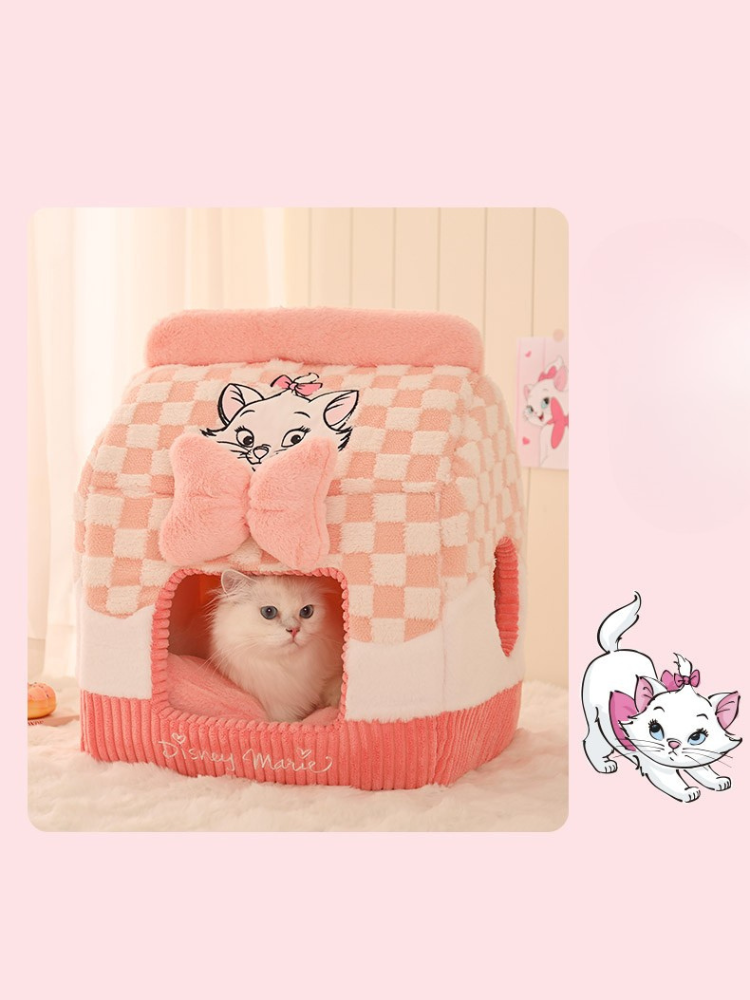 Marie's Cozy Dream House  Soft & Fluffy Cat Bed