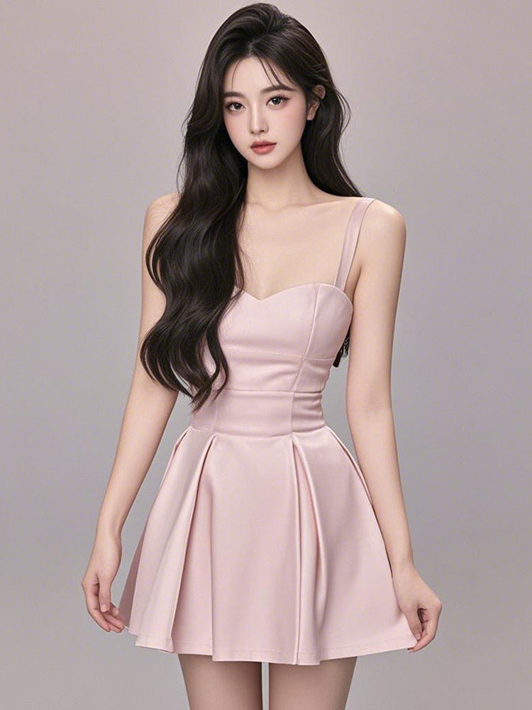 Elegant Sweetheart Neck Pleated Mini Dress